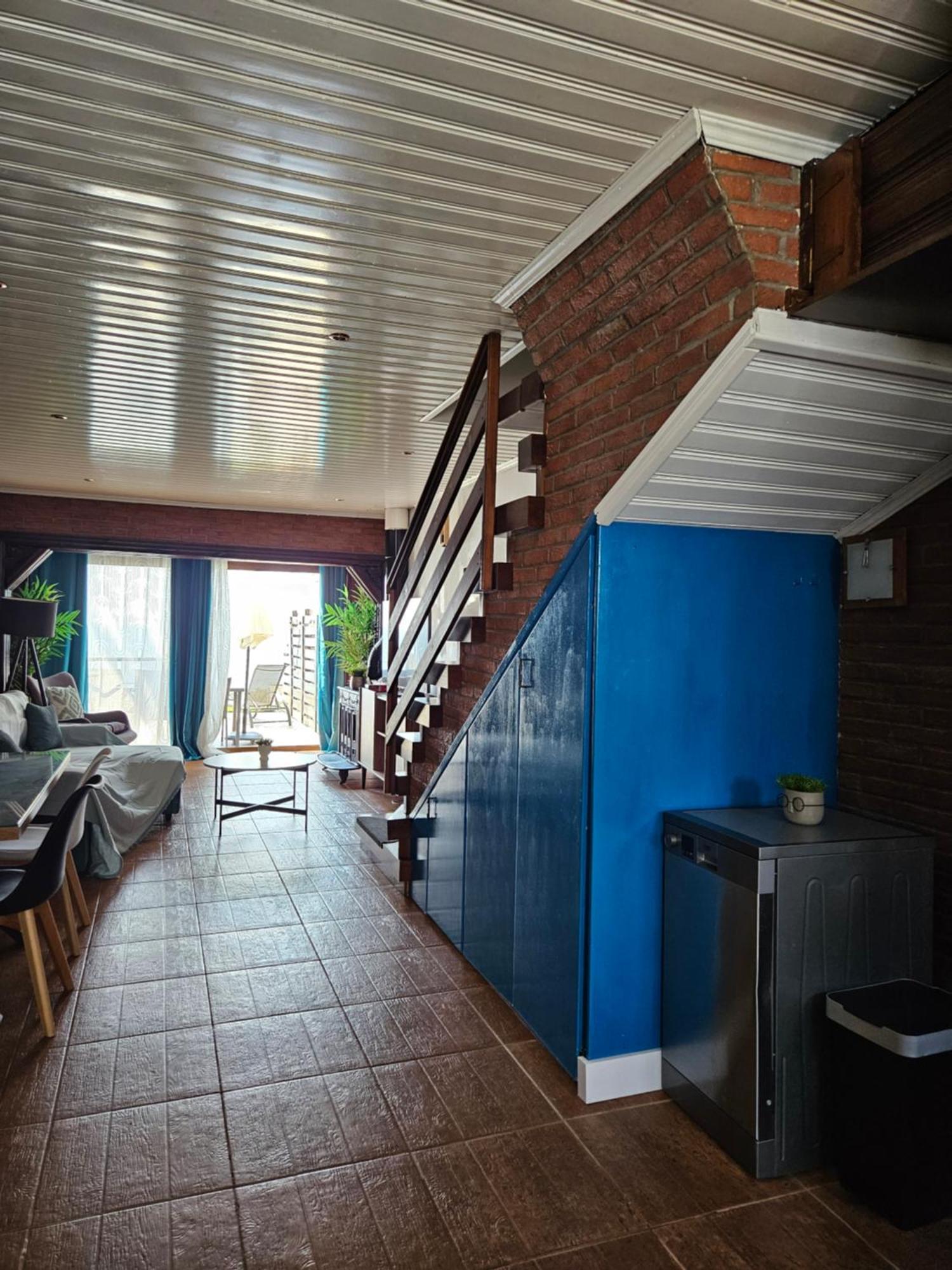 Vila Beach House At Seafront Meneou Exteriér fotografie